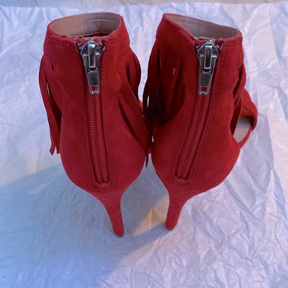 Almost brand new - Picture 5 of 6